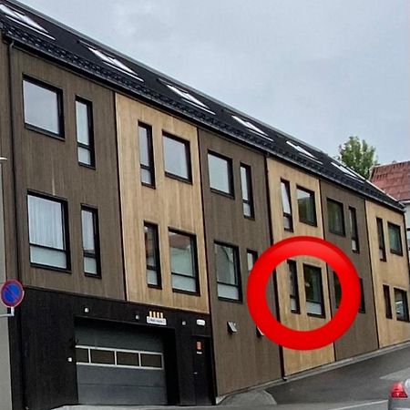 New Central Apartment In Tromsø Buitenkant foto